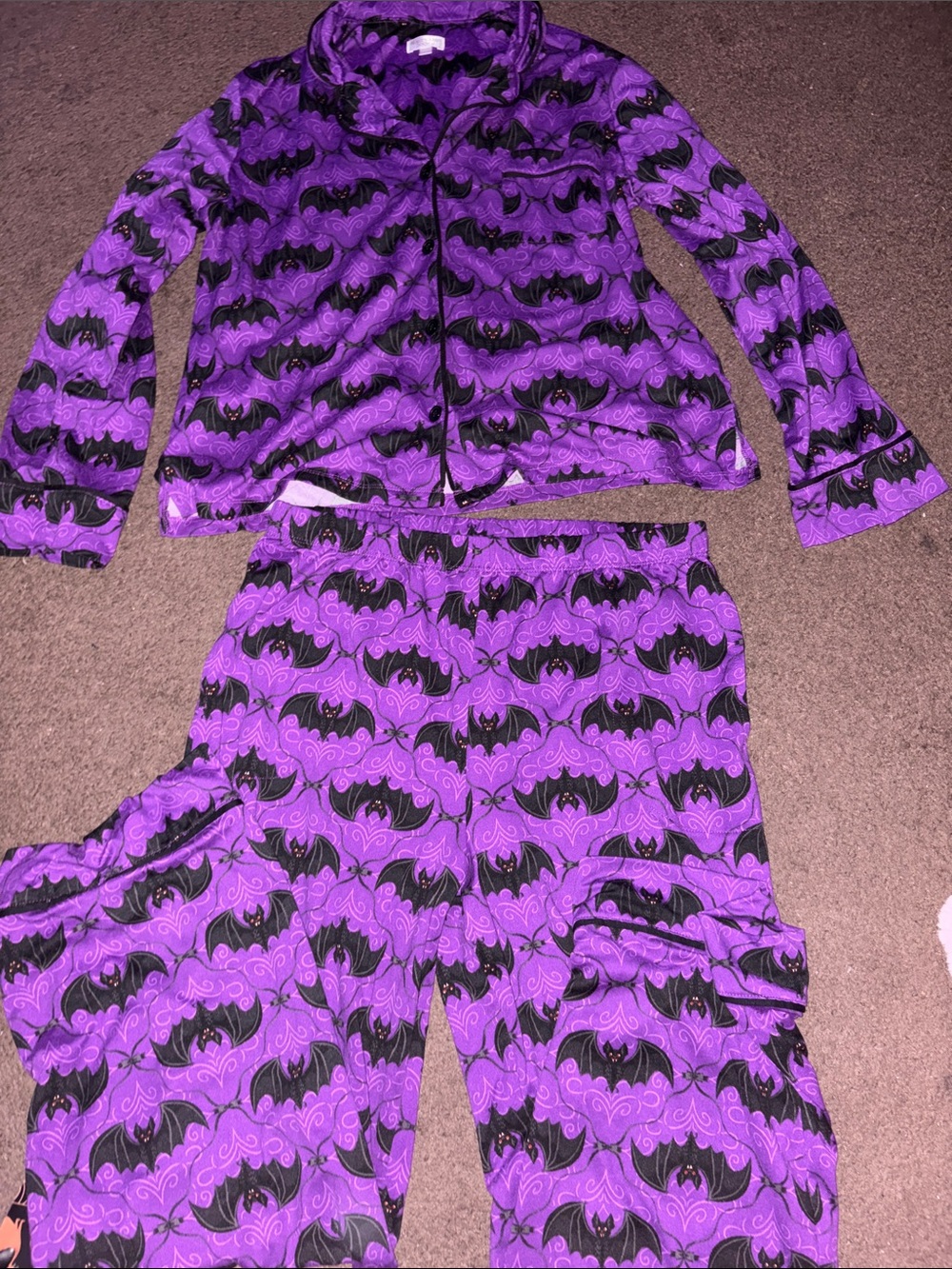 Purple Bat-Print Women’s Pajama Set